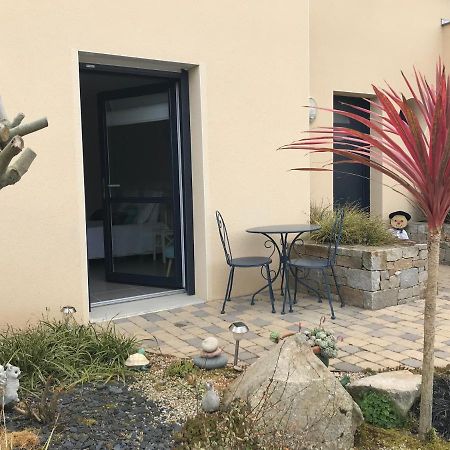 Les Sables Bed & Breakfast Santec Eksteriør bilde